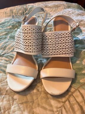 Kelly & Katie white block heels